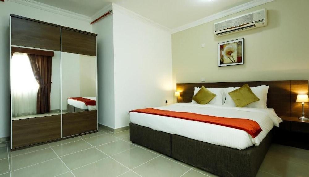 La Villa Inn Hotel Apartments Doha Exterior photo