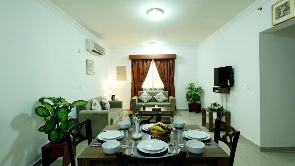 La Villa Inn Hotel Apartments Doha Exterior photo